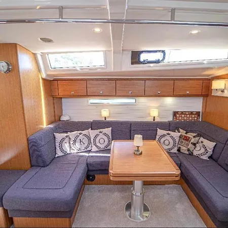 Hka Neta Yachting 船屋 *